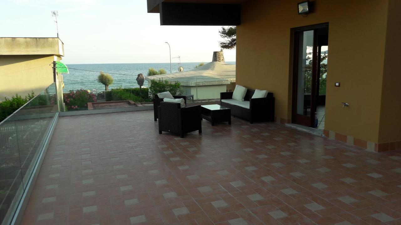 Stella Di Mare Villa Terracina Buitenkant foto