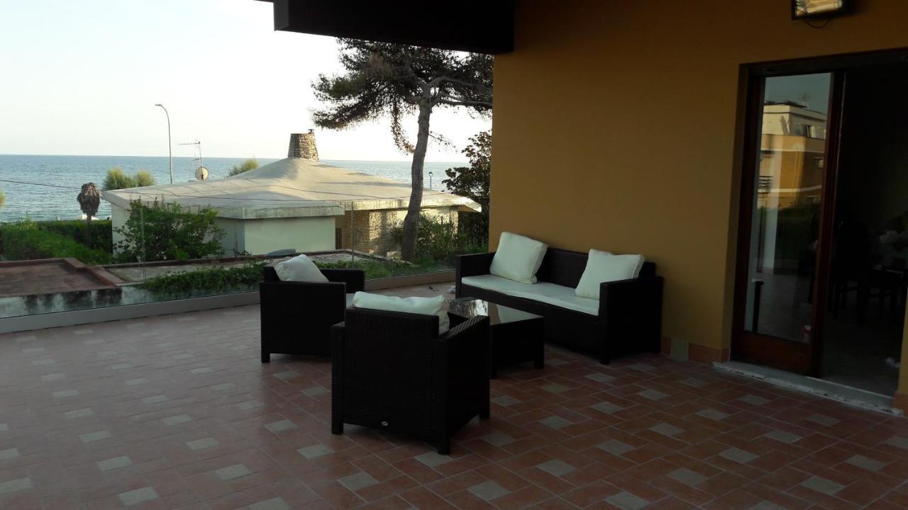 Stella Di Mare Villa Terracina Buitenkant foto