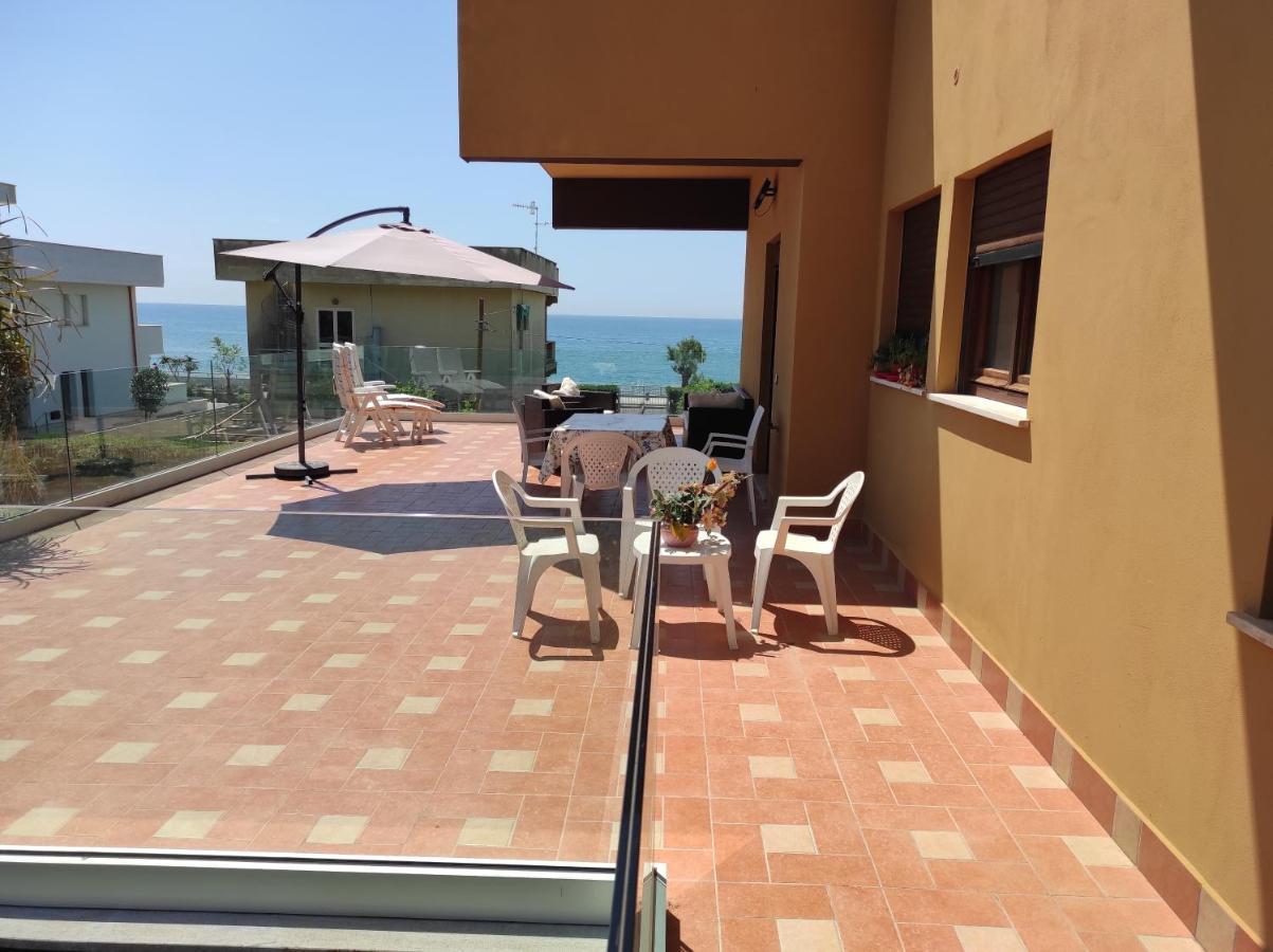 Stella Di Mare Villa Terracina Buitenkant foto